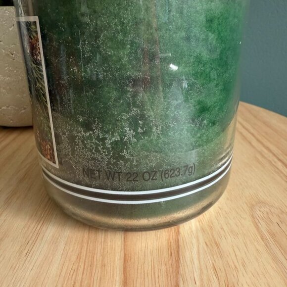 Yankee Candle Balsam Fir Housewarmer 22 Oz Jar Scented Candle Retired - Picture 5 of 7